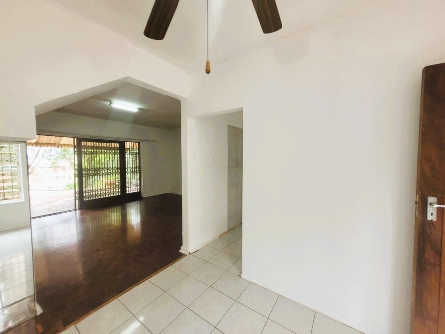 2 Bedroom Property for Sale in Westridge KwaZulu-Natal