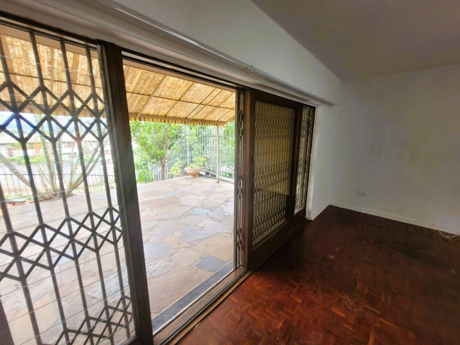 2 Bedroom Property for Sale in Westridge KwaZulu-Natal