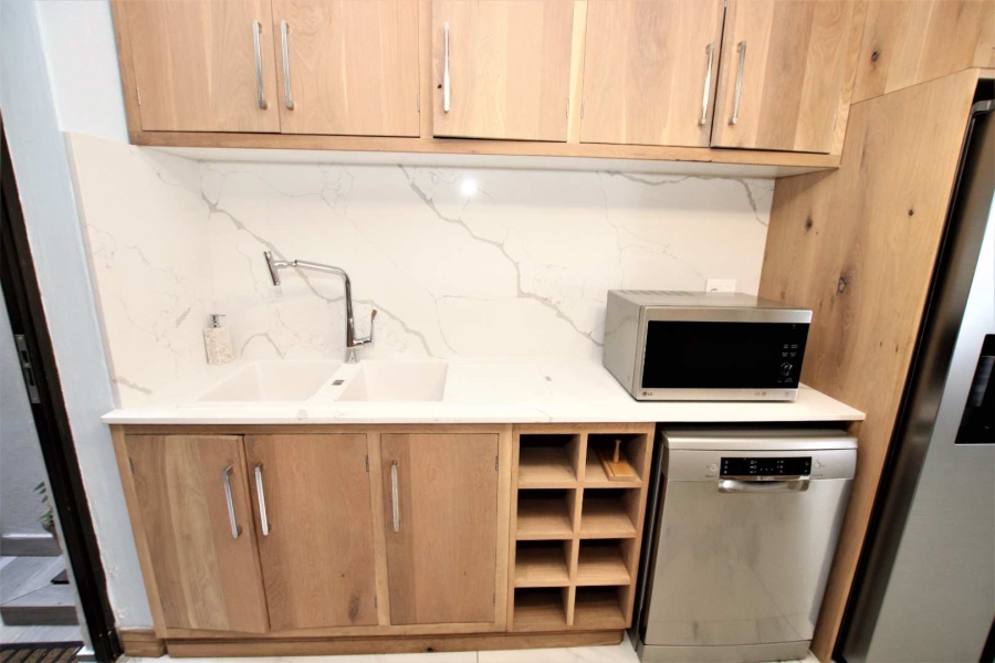 To Let 3 Bedroom Property for Rent in Umhlanga KwaZulu-Natal