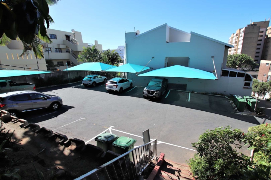 To Let 3 Bedroom Property for Rent in Umhlanga KwaZulu-Natal