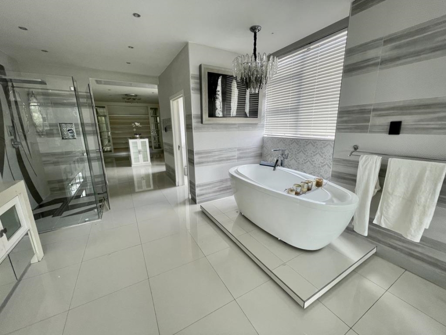 4 Bedroom Property for Sale in Hawaan Forest Estate KwaZulu-Natal