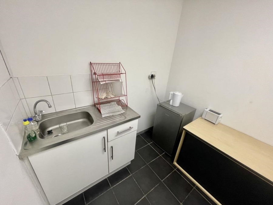 To Let commercial Property for Rent in Mount Edgecombe KwaZulu-Natal