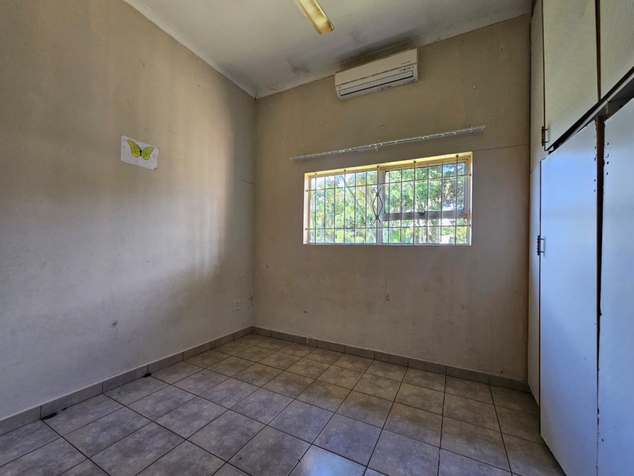 2 Bedroom Property for Sale in Birdswood KwaZulu-Natal
