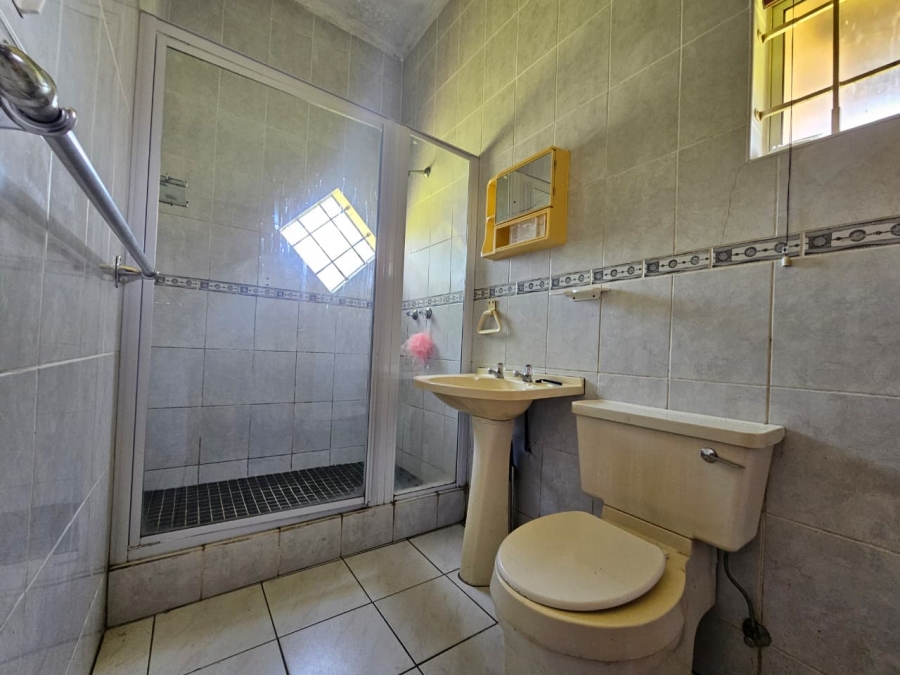 2 Bedroom Property for Sale in Birdswood KwaZulu-Natal