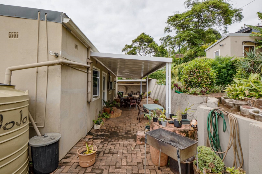 4 Bedroom Property for Sale in Amanzimtoti KwaZulu-Natal