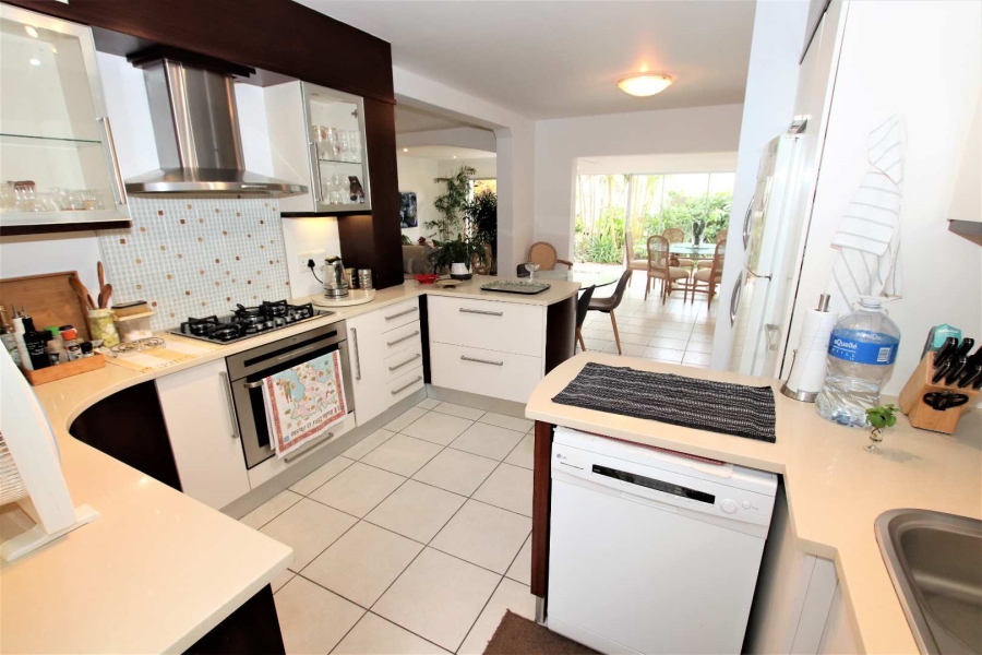 To Let 3 Bedroom Property for Rent in Umhlanga KwaZulu-Natal