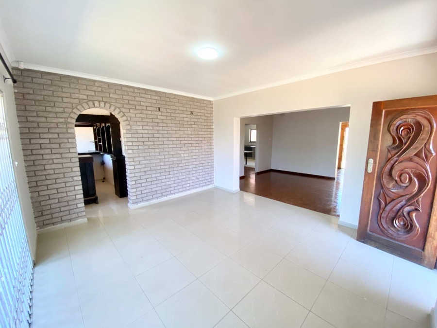 To Let 4 Bedroom Property for Rent in Herrwood Park KwaZulu-Natal