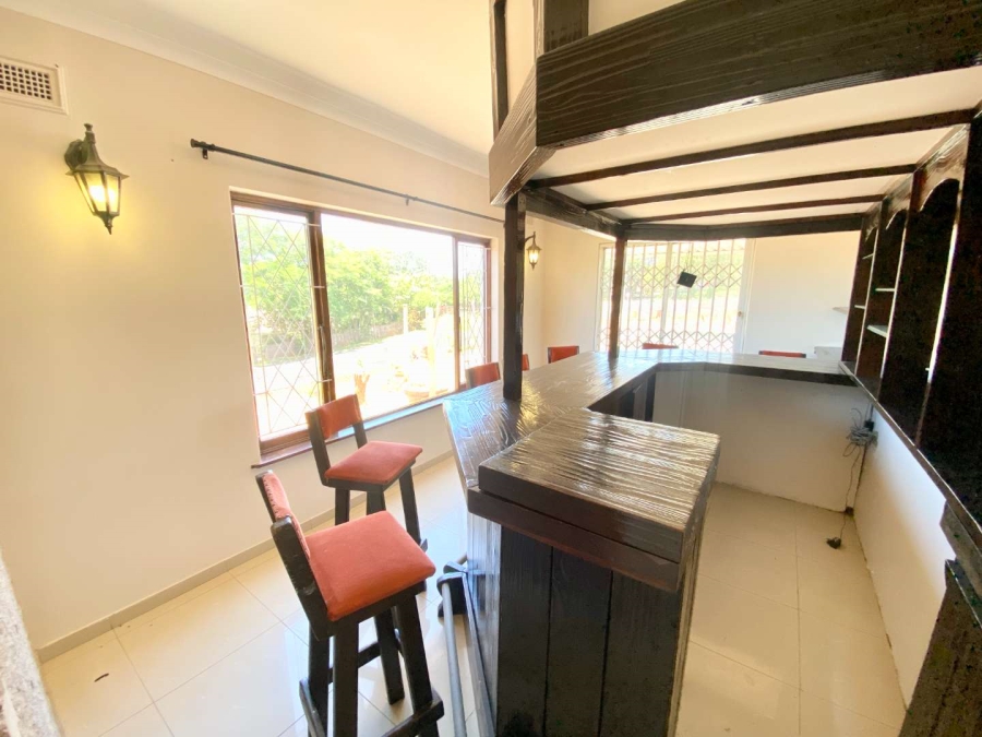 To Let 4 Bedroom Property for Rent in Herrwood Park KwaZulu-Natal