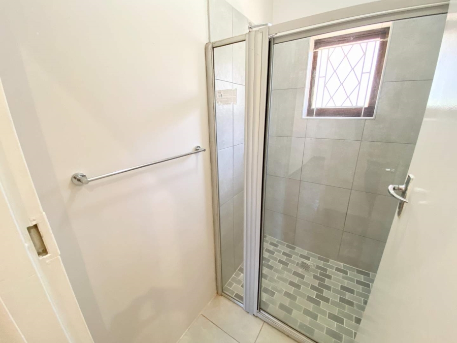 To Let 4 Bedroom Property for Rent in Herrwood Park KwaZulu-Natal