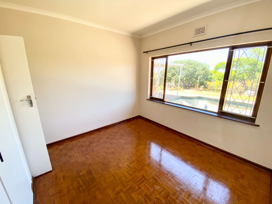 To Let 4 Bedroom Property for Rent in Herrwood Park KwaZulu-Natal