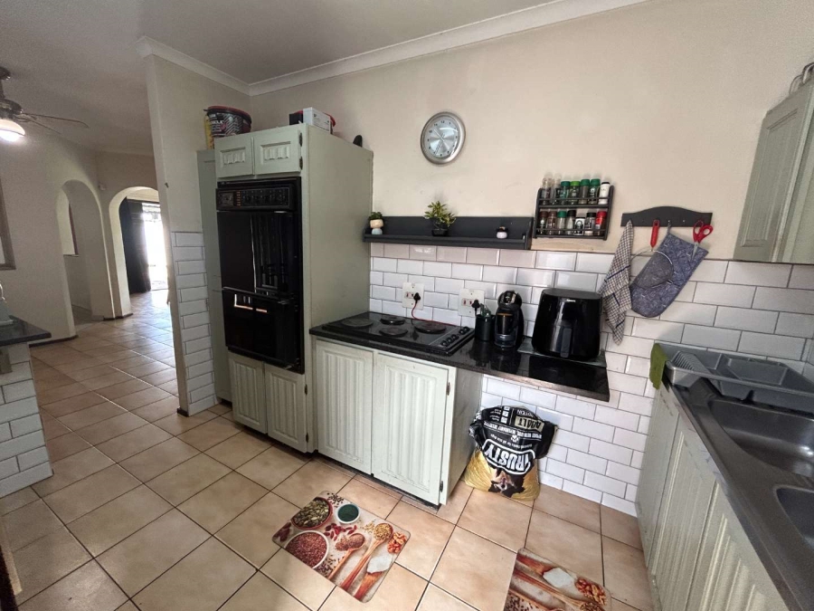 To Let 3 Bedroom Property for Rent in Northdene KwaZulu-Natal