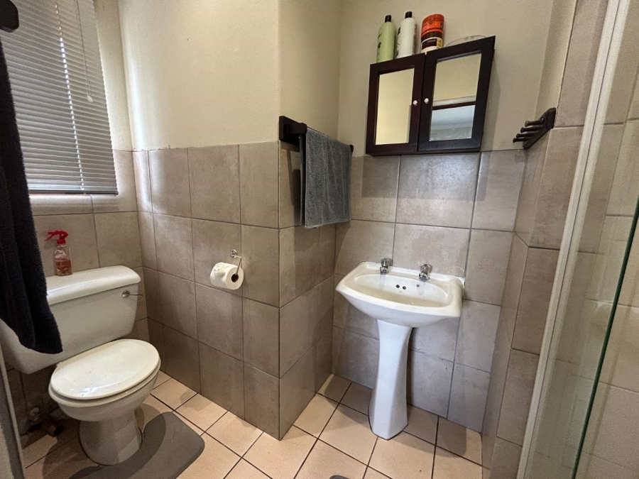 To Let 3 Bedroom Property for Rent in Northdene KwaZulu-Natal