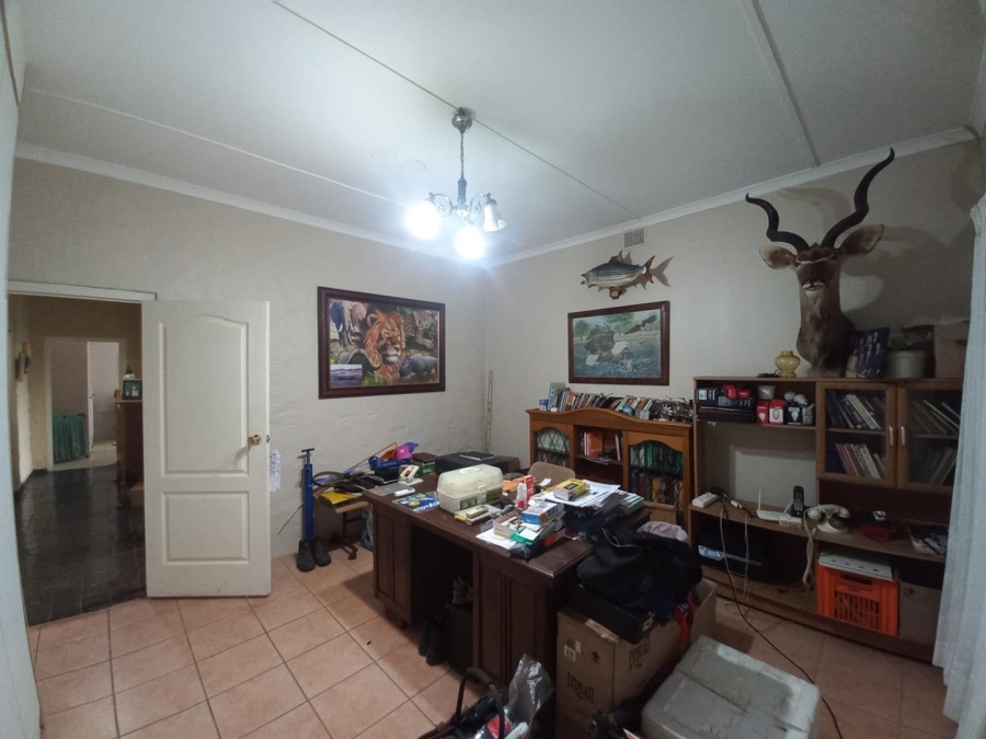 5 Bedroom Property for Sale in Meer En See KwaZulu-Natal