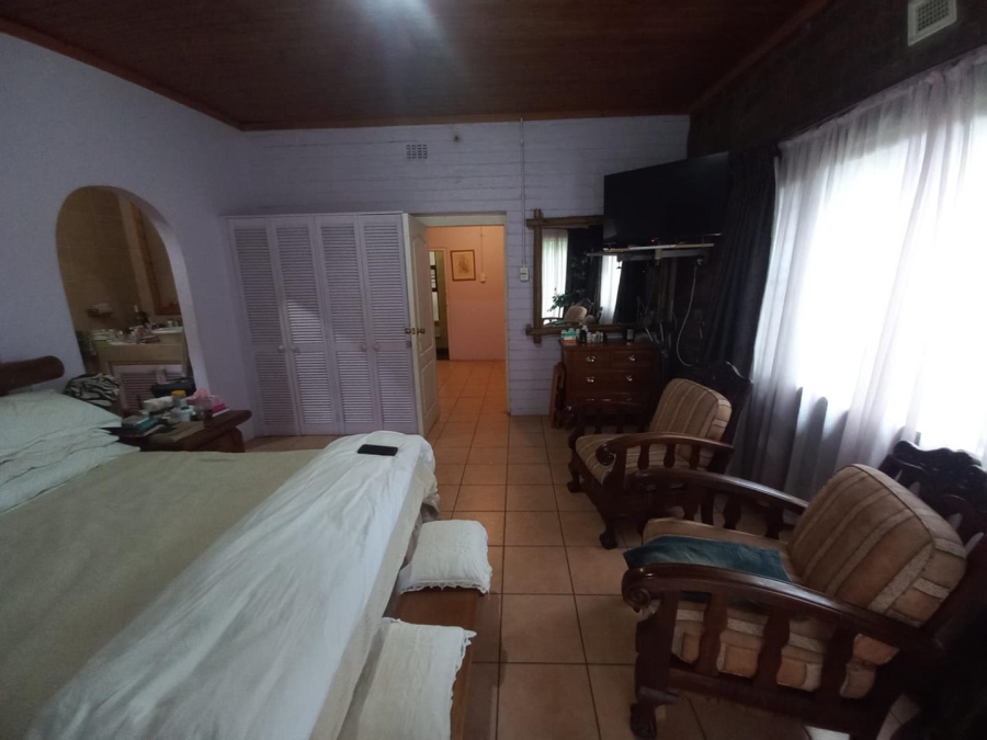 5 Bedroom Property for Sale in Meer En See KwaZulu-Natal