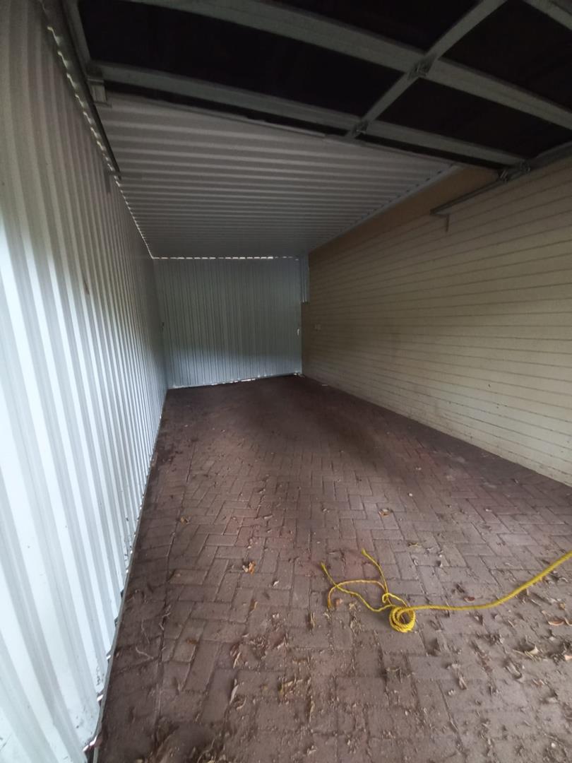 5 Bedroom Property for Sale in Meer En See KwaZulu-Natal