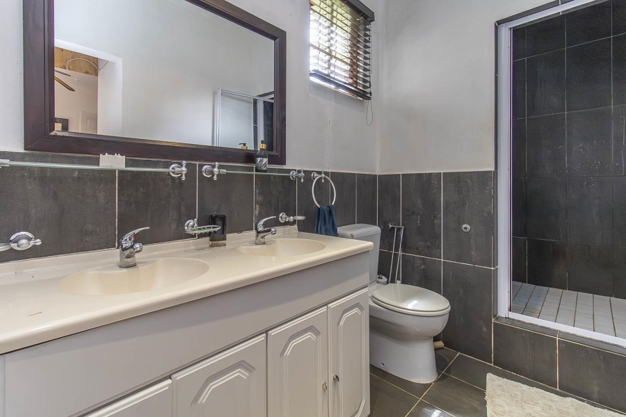 4 Bedroom Property for Sale in Albany KwaZulu-Natal