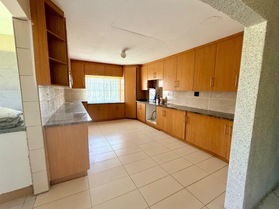 5 Bedroom Property for Sale in Vryheid KwaZulu-Natal