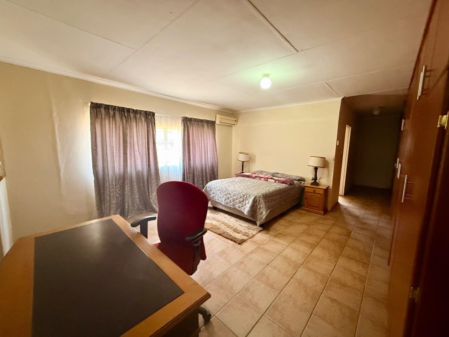 5 Bedroom Property for Sale in Vryheid KwaZulu-Natal