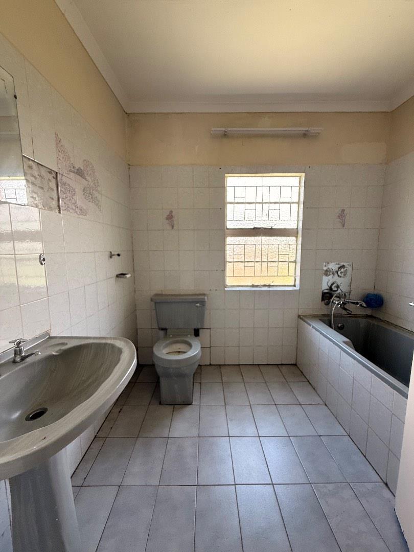 5 Bedroom Property for Sale in Vryheid KwaZulu-Natal