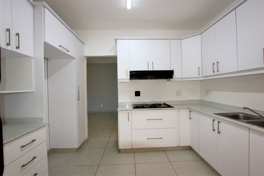 To Let 3 Bedroom Property for Rent in Umhlanga KwaZulu-Natal
