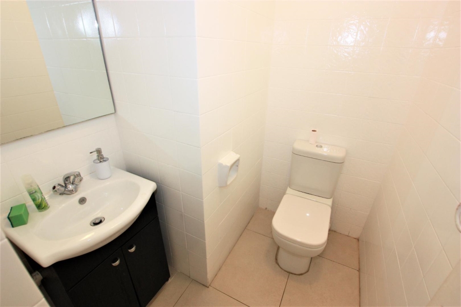 To Let 3 Bedroom Property for Rent in Umhlanga KwaZulu-Natal