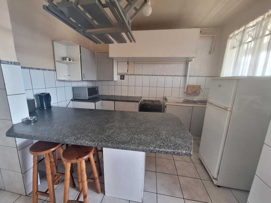 2 Bedroom Property for Sale in Amanzimtoti KwaZulu-Natal