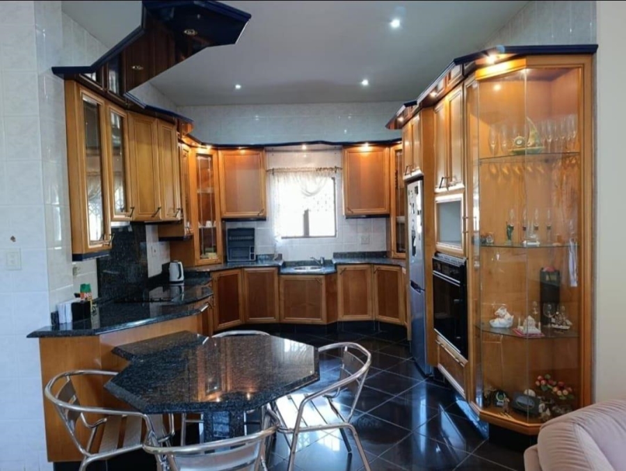 4 Bedroom Property for Sale in Scottburgh Central KwaZulu-Natal