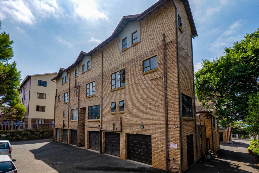 2 Bedroom Property for Sale in Amanzimtoti KwaZulu-Natal