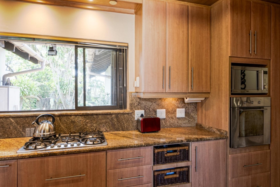 4 Bedroom Property for Sale in Amanzimtoti KwaZulu-Natal