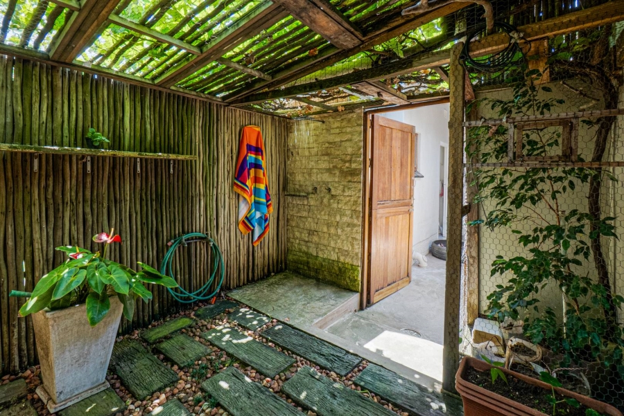 4 Bedroom Property for Sale in Amanzimtoti KwaZulu-Natal