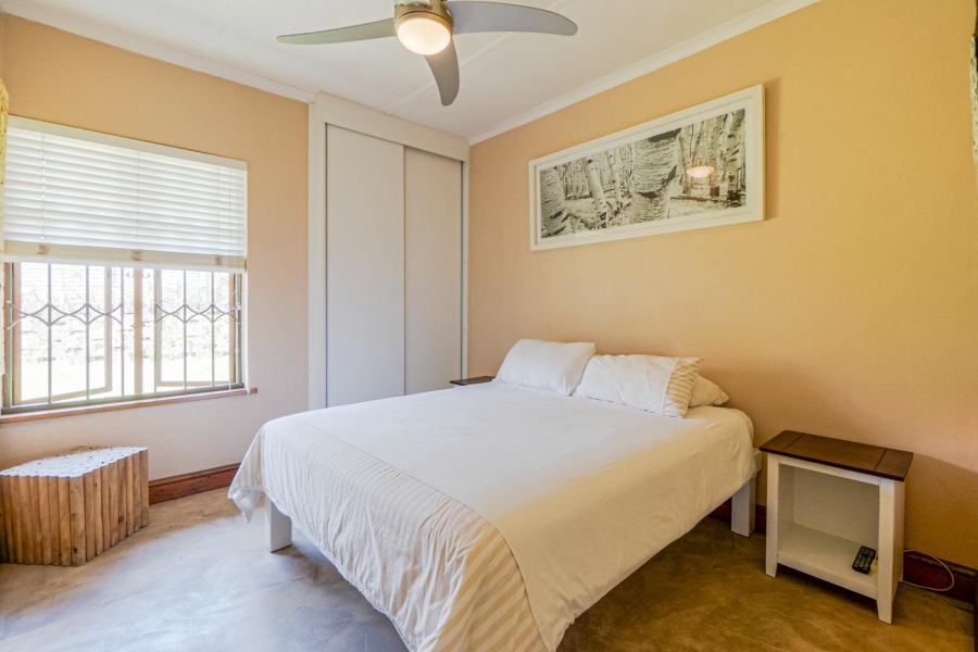 4 Bedroom Property for Sale in Amanzimtoti KwaZulu-Natal