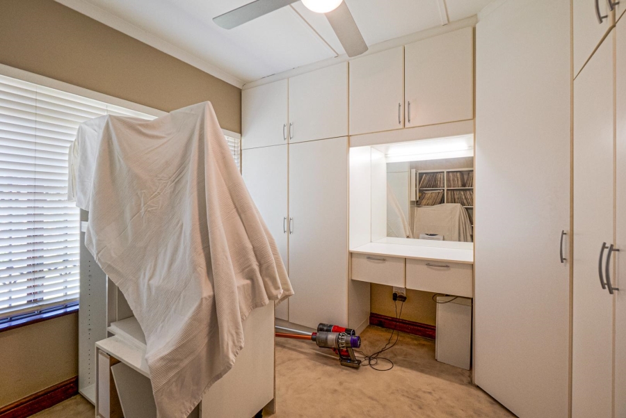 4 Bedroom Property for Sale in Amanzimtoti KwaZulu-Natal