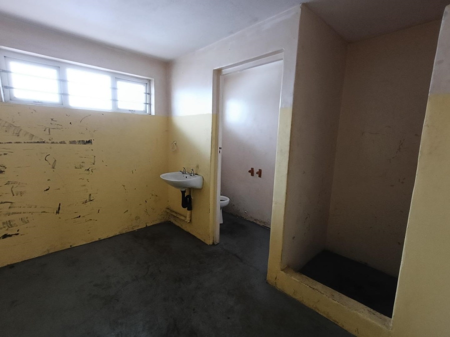 To Let commercial Property for Rent in Westmead KwaZulu-Natal