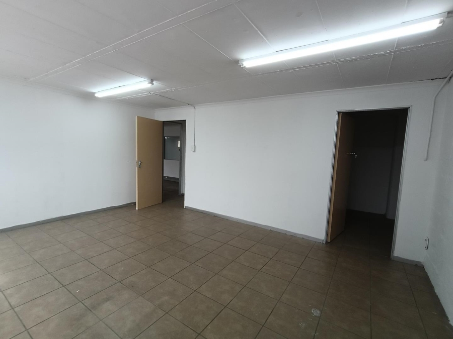 To Let commercial Property for Rent in New Germany KwaZulu-Natal