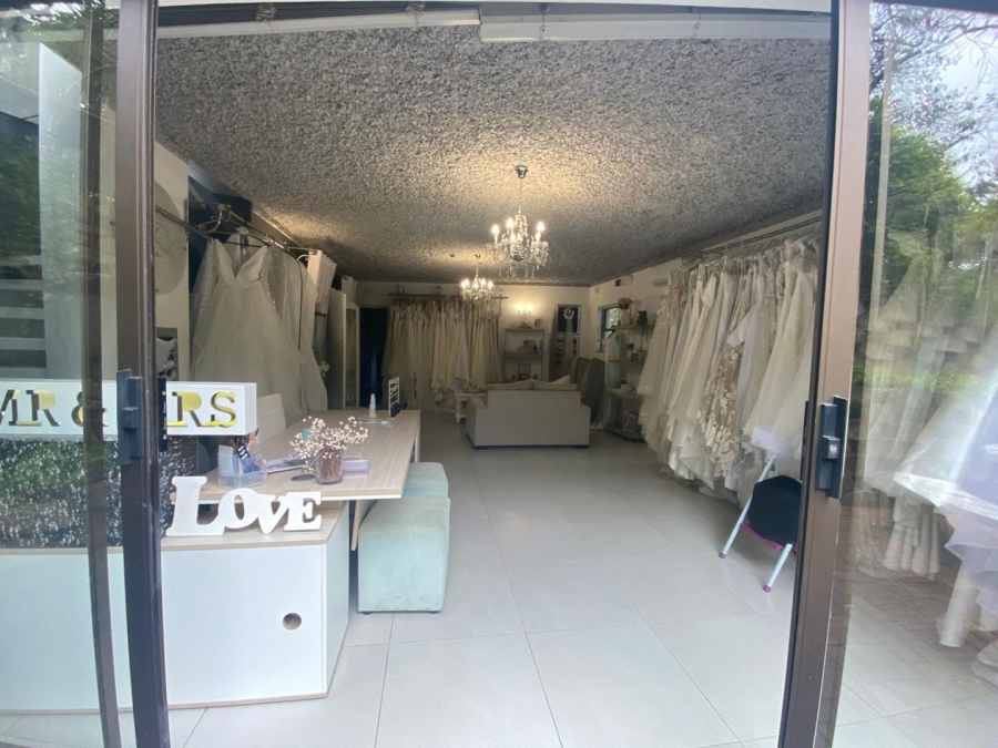 To Let commercial Property for Rent in Kloof KwaZulu-Natal