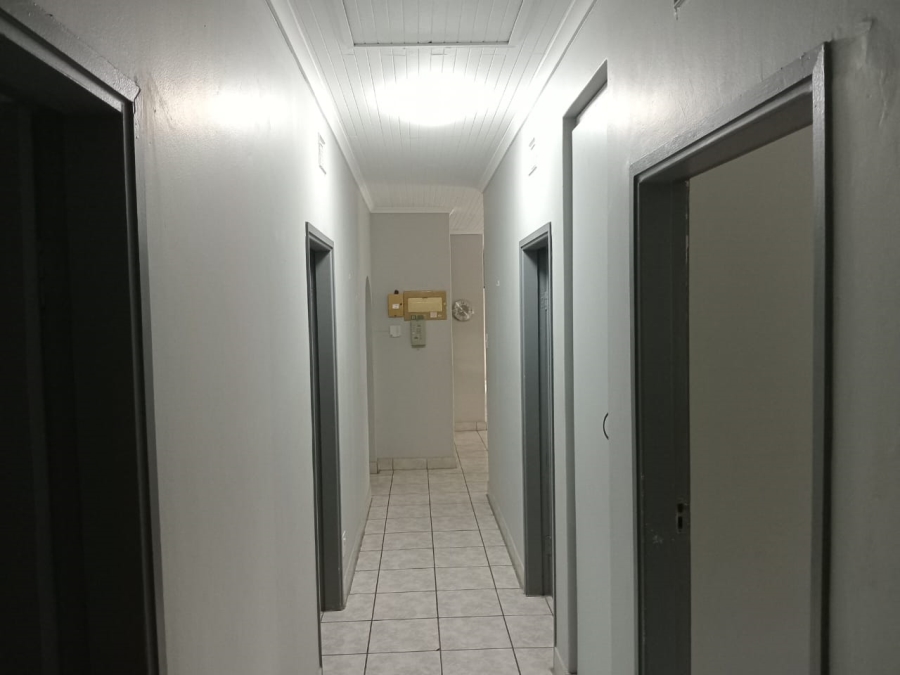 4 Bedroom Property for Sale in Meer En See KwaZulu-Natal