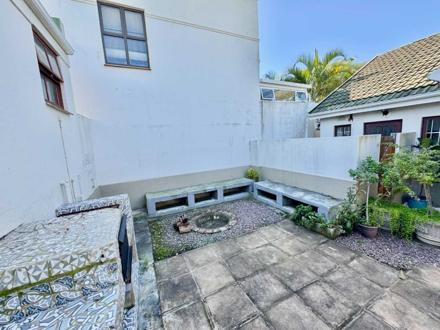 To Let 3 Bedroom Property for Rent in Umhlanga KwaZulu-Natal