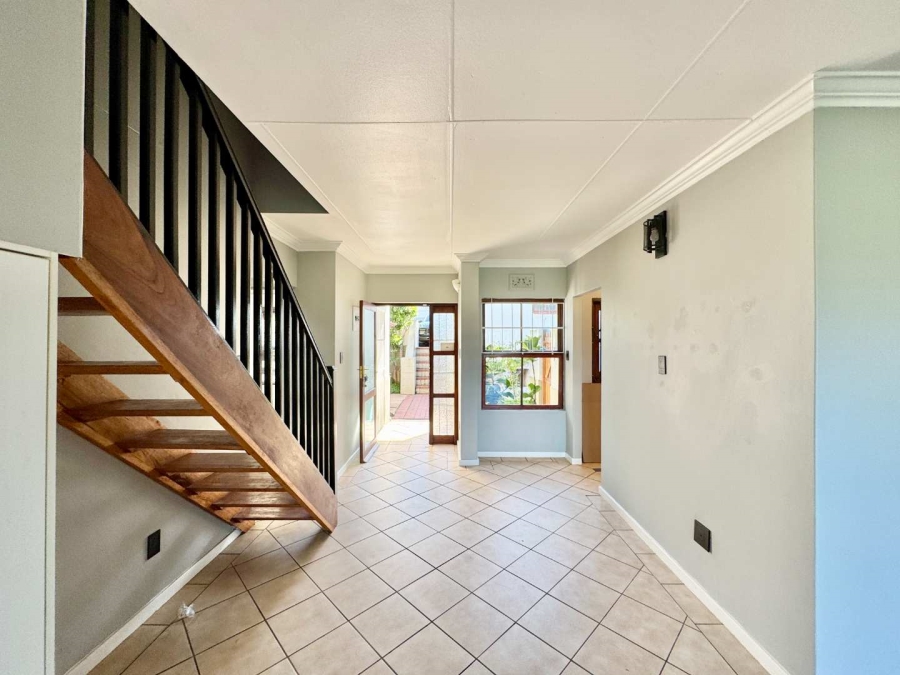 To Let 3 Bedroom Property for Rent in Umhlanga KwaZulu-Natal