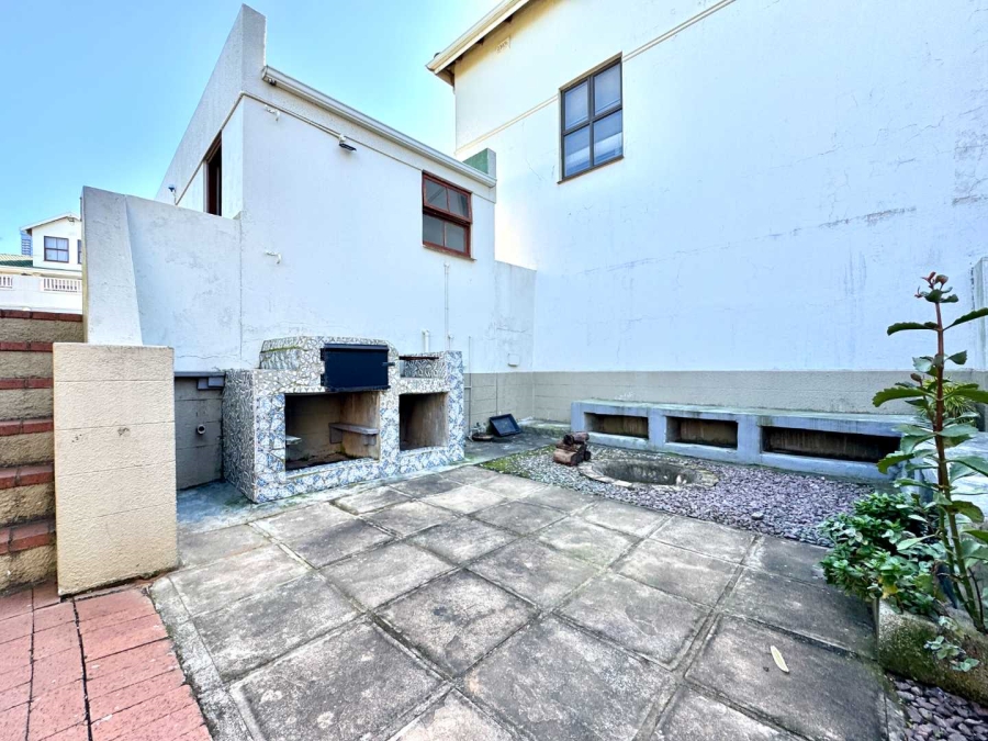 To Let 3 Bedroom Property for Rent in Umhlanga KwaZulu-Natal