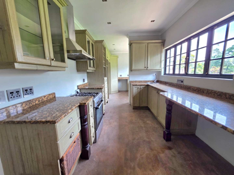 To Let 9 Bedroom Property for Rent in Assagay KwaZulu-Natal