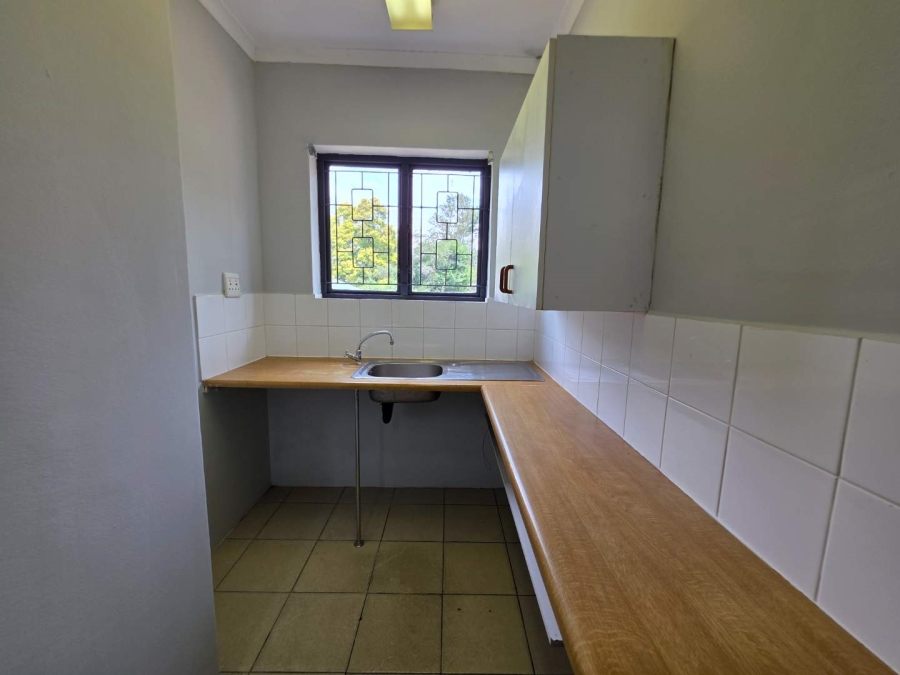 To Let 9 Bedroom Property for Rent in Assagay KwaZulu-Natal