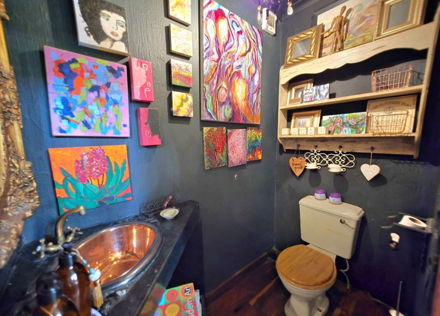 3 Bedroom Property for Sale in Kloof KwaZulu-Natal