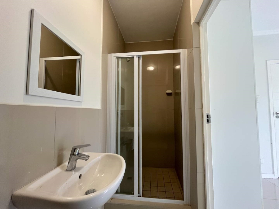 To Let 2 Bedroom Property for Rent in Umhlanga Ridge KwaZulu-Natal