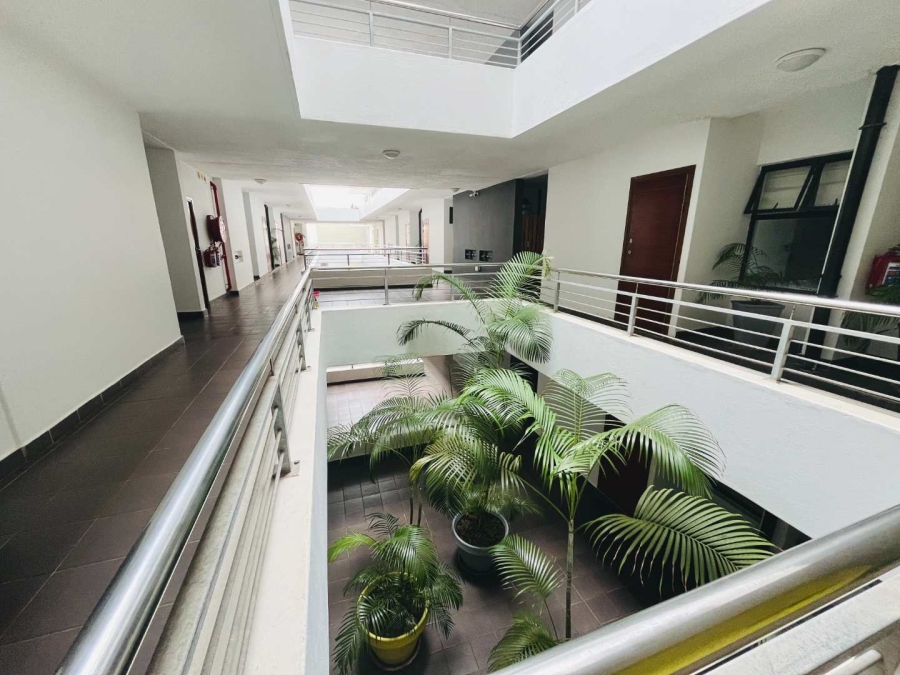 To Let 2 Bedroom Property for Rent in Umhlanga Ridge KwaZulu-Natal