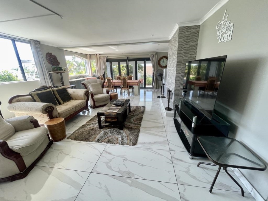 To Let 4 Bedroom Property for Rent in Durban North KwaZulu-Natal