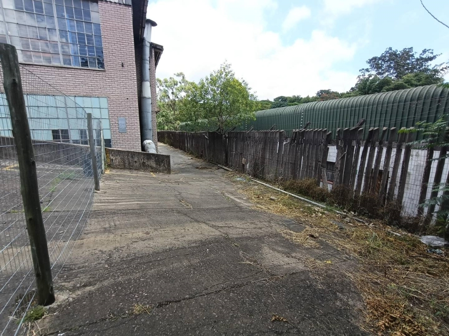 To Let commercial Property for Rent in New Germany KwaZulu-Natal