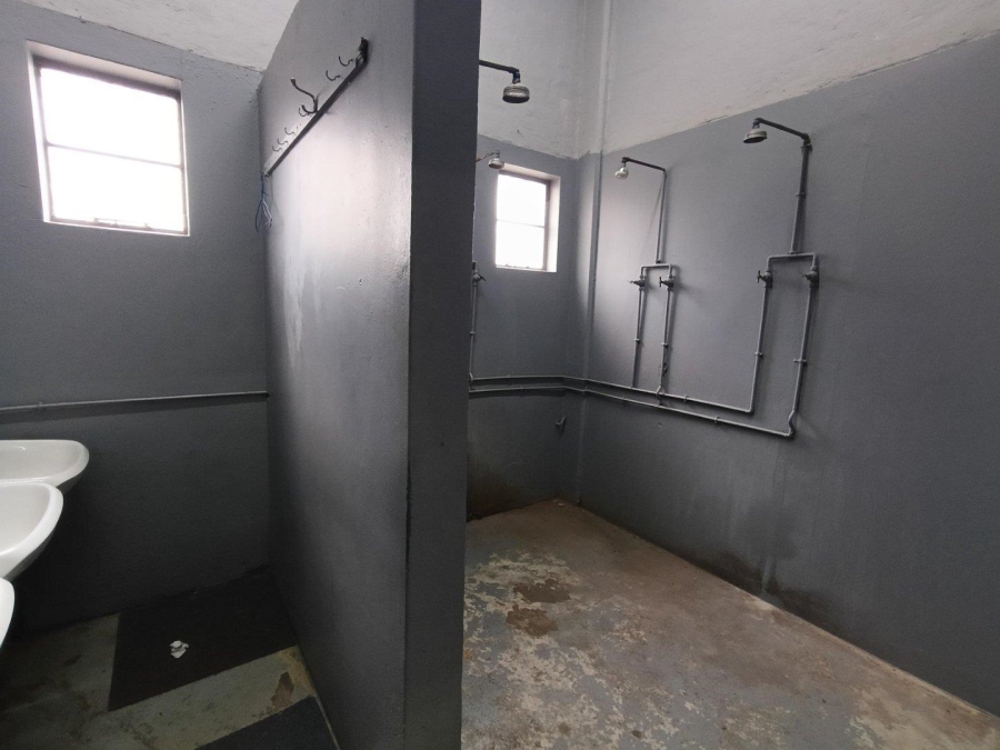 To Let commercial Property for Rent in New Germany KwaZulu-Natal