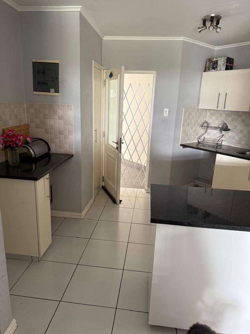 2 Bedroom Property for Sale in Umhlanga Ridge KwaZulu-Natal