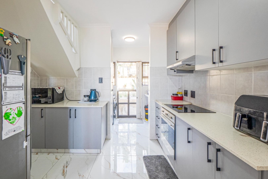 3 Bedroom Property for Sale in Amanzimtoti KwaZulu-Natal