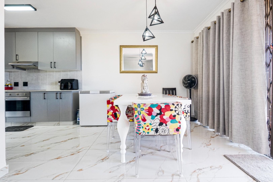 3 Bedroom Property for Sale in Amanzimtoti KwaZulu-Natal